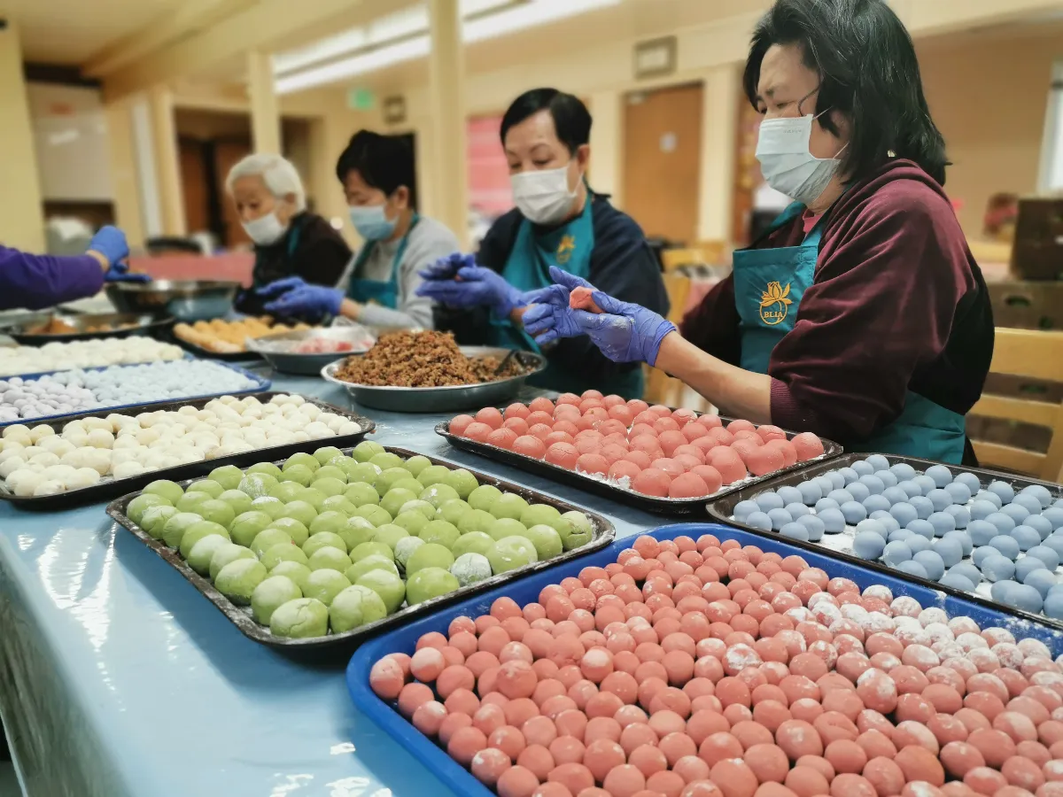Denver Buddhist Center Marks Lantern Festival with Cultural Performances and Tribute to Founder